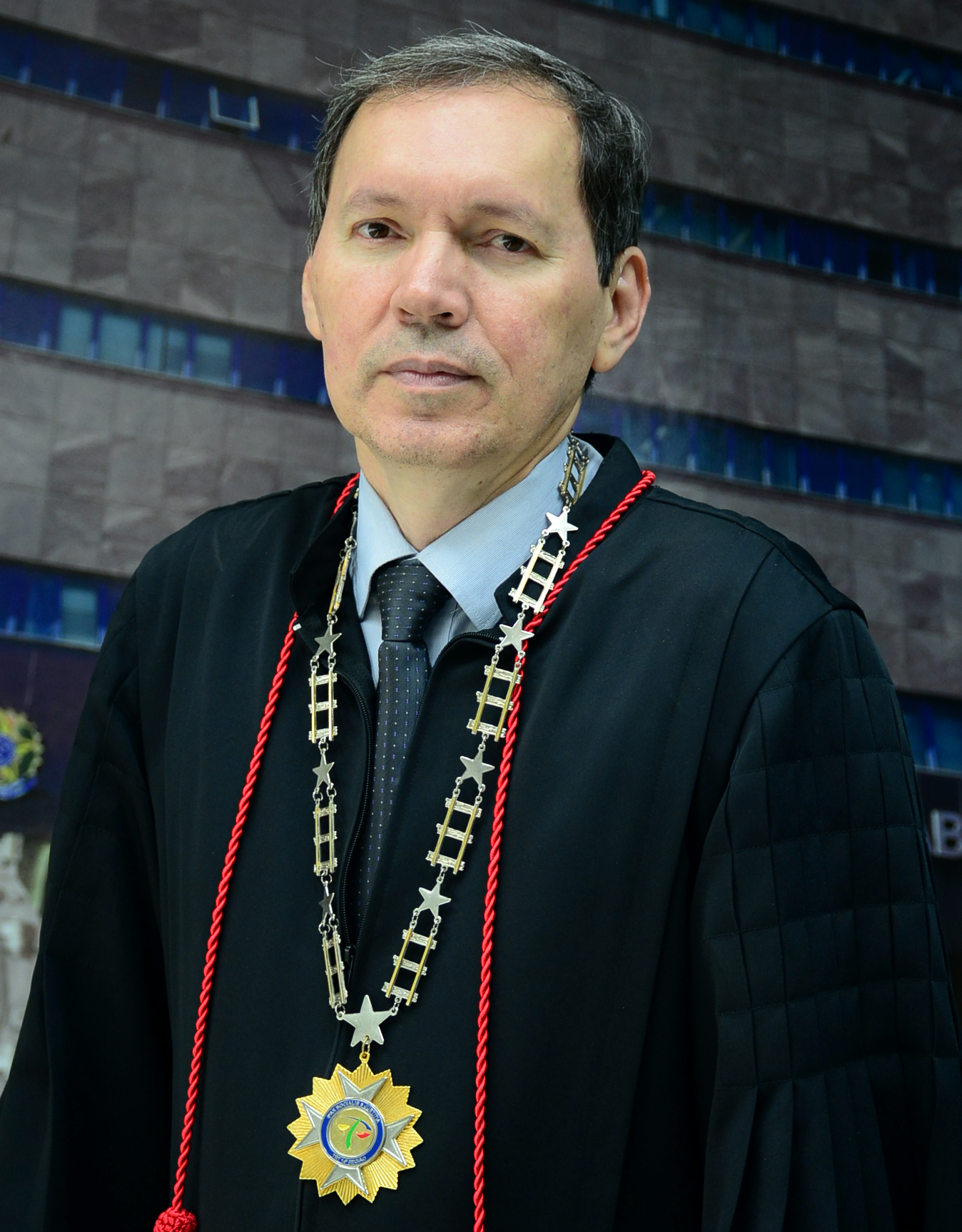 Desembargador Francisco José Pinheiro Cruz