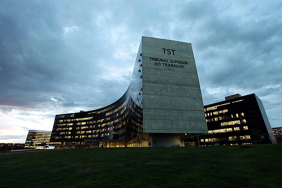 Fachada do TST 