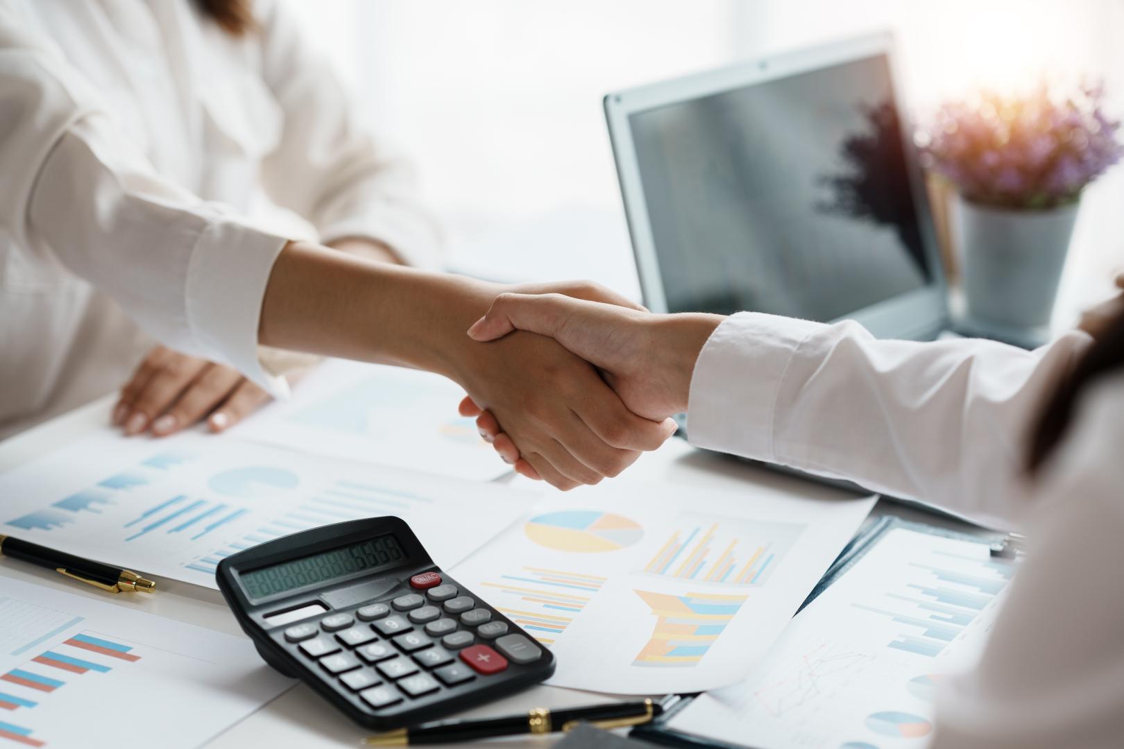 imagem de mãos em acordo