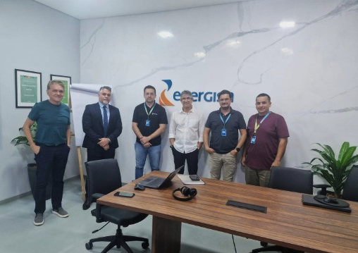 Equipe do TRT-14 com representantes da Energisa