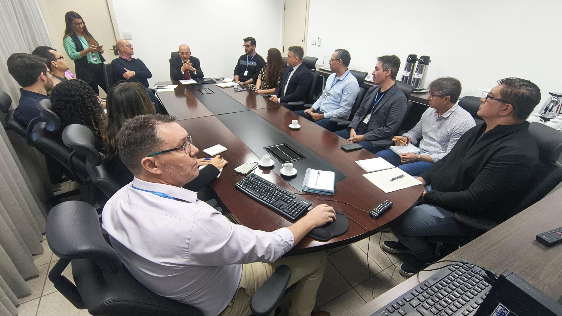 Reunião de governança e de análise estratégica das metas e diretrizes da gestão 2025/26