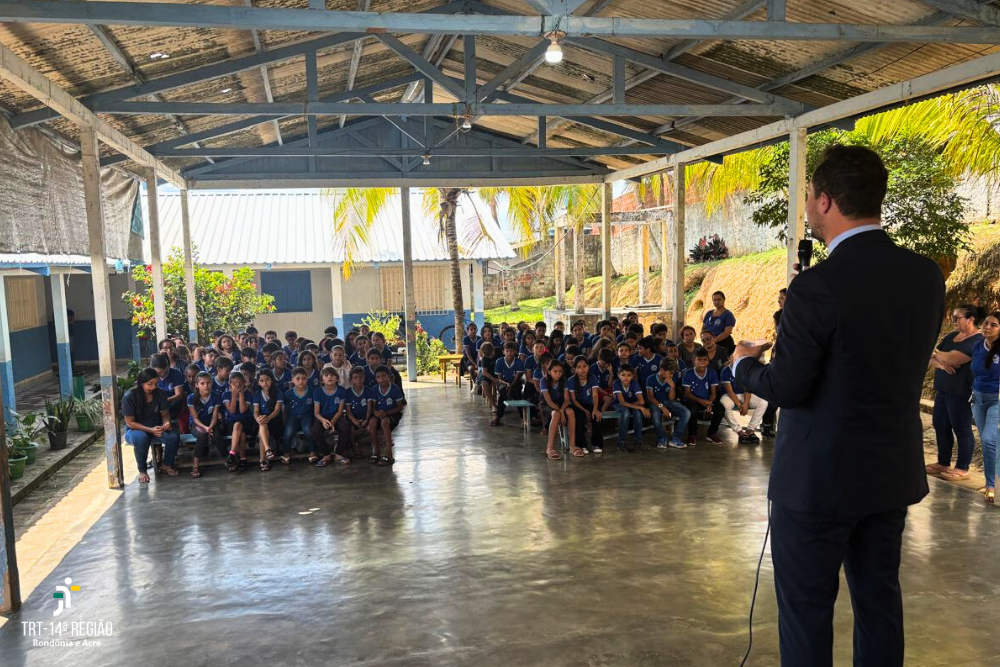 JT vai à Escola: Vara do Trabalho de Cruzeiro do Sul celebra 35 anos com ação educativa