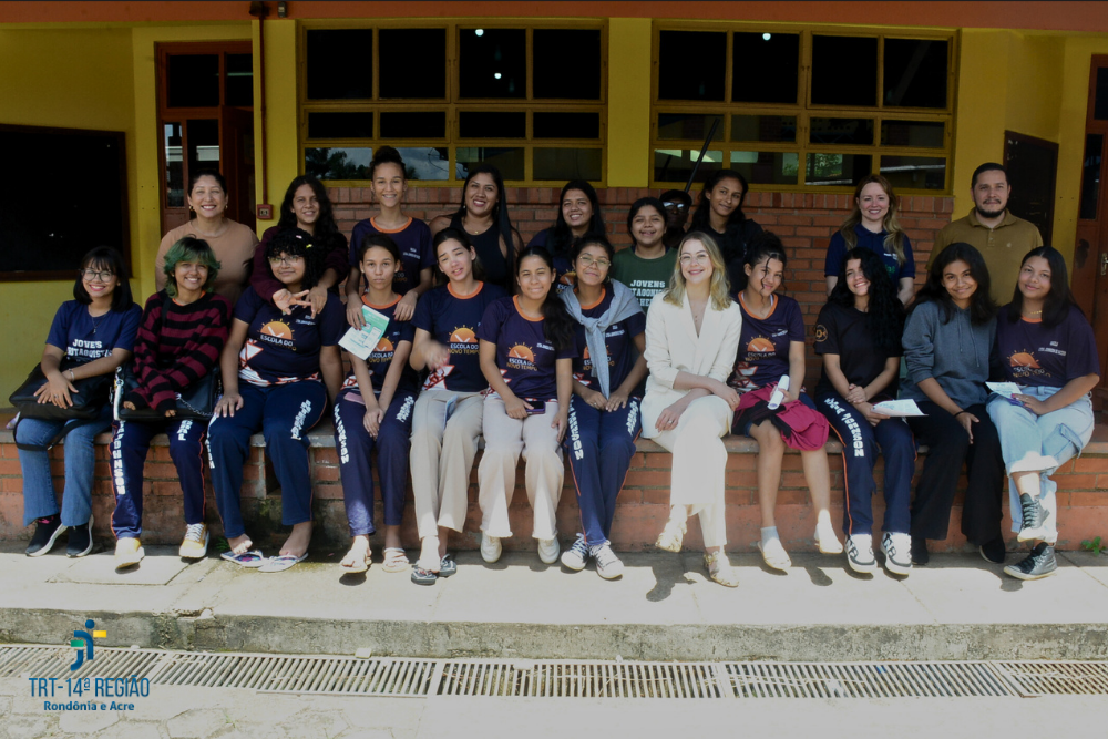 Curso ofereceu mentoria, programação, robótica e reflexão sobre empregabilidade para meninas de 14 a 18 anos da rede estadual