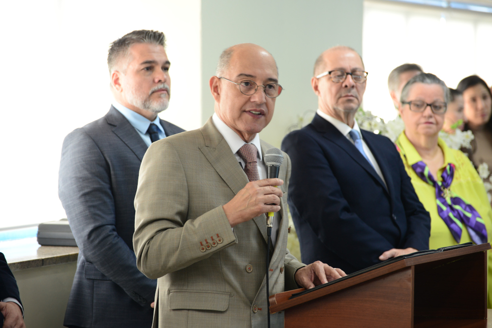 Presidente do TRT discursa no evento