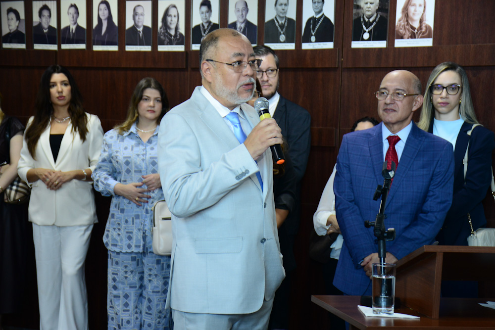 desembargador Carlos Lôbo